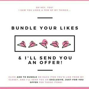BUNDLE YOUR LIKES & SEND AN OFFER ! 🩷🤩🪩